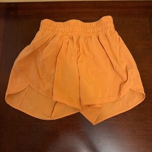 Lululemon Track That Short 5” (Size 4) Monarch Orange EUC